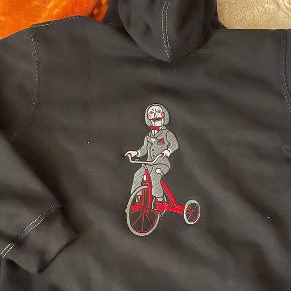 Jigsaw Halloween embroidered hoodie - Picture 6 of 6